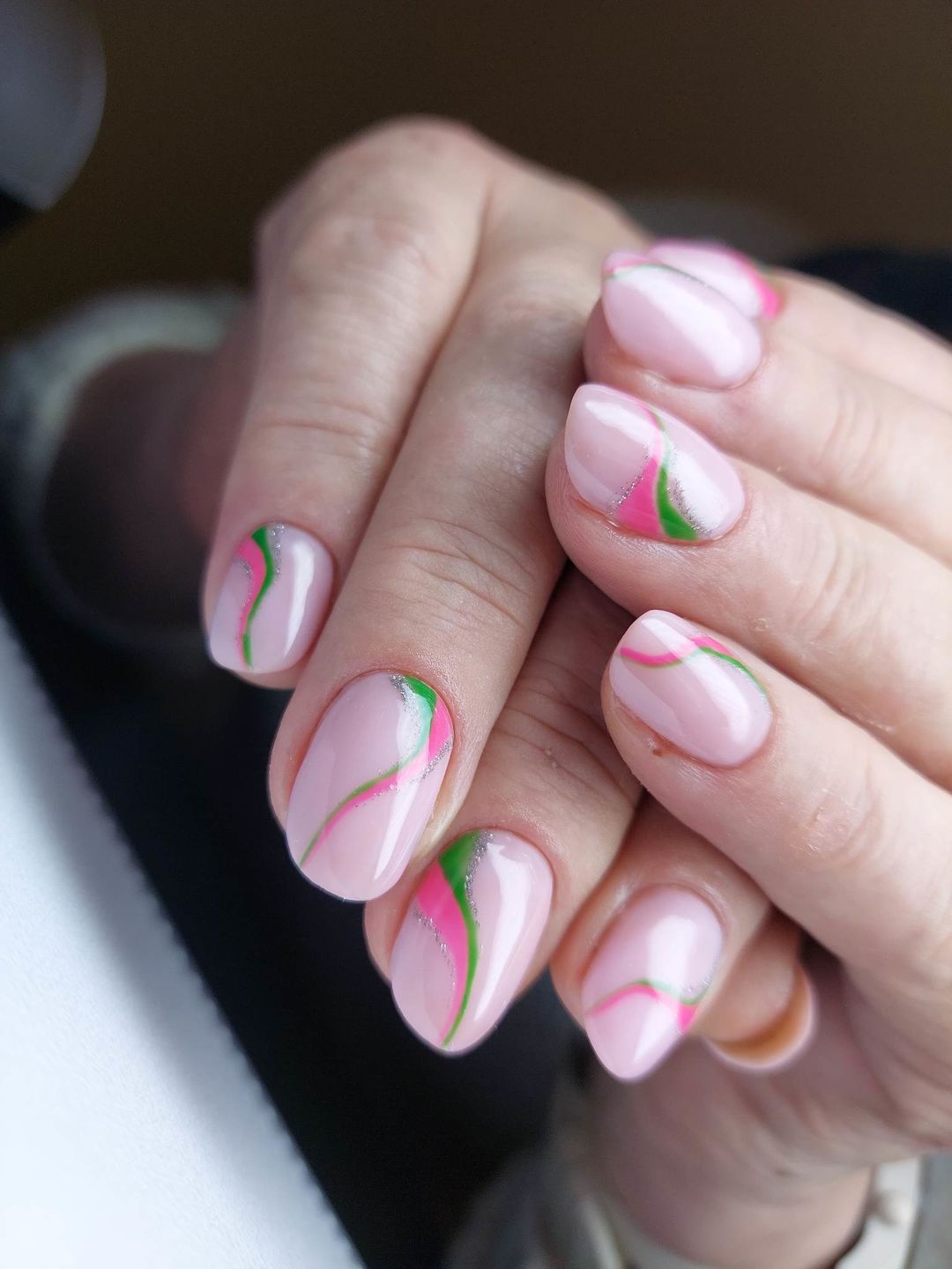 Warum löst sich Gelnagellack so schnell ab?